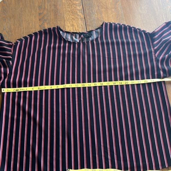 Worthington Women’s Blouse Flutter Sleeves Relax Fit Black Pink Stripes Size 0X - Picture 7 of 13